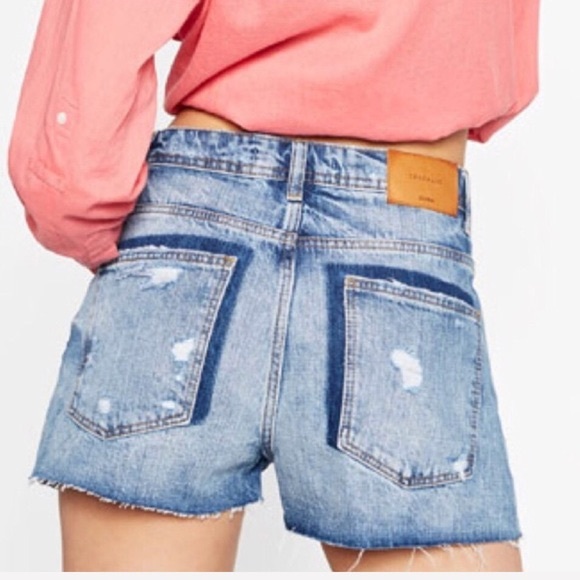 Zara Mid-Waist Destroyed Denim Shorts 2 - Picture 2 of 8
